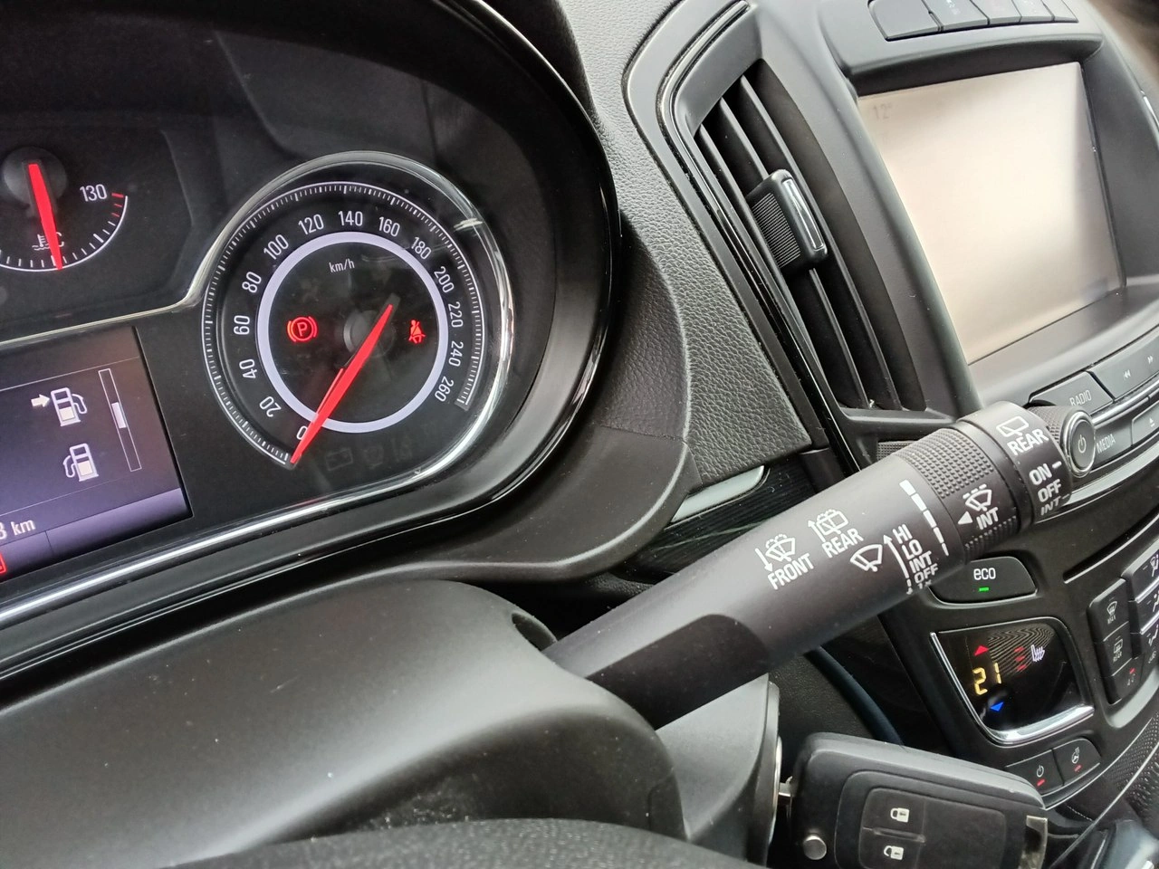 Opel Insignia - Zdjęcie 24