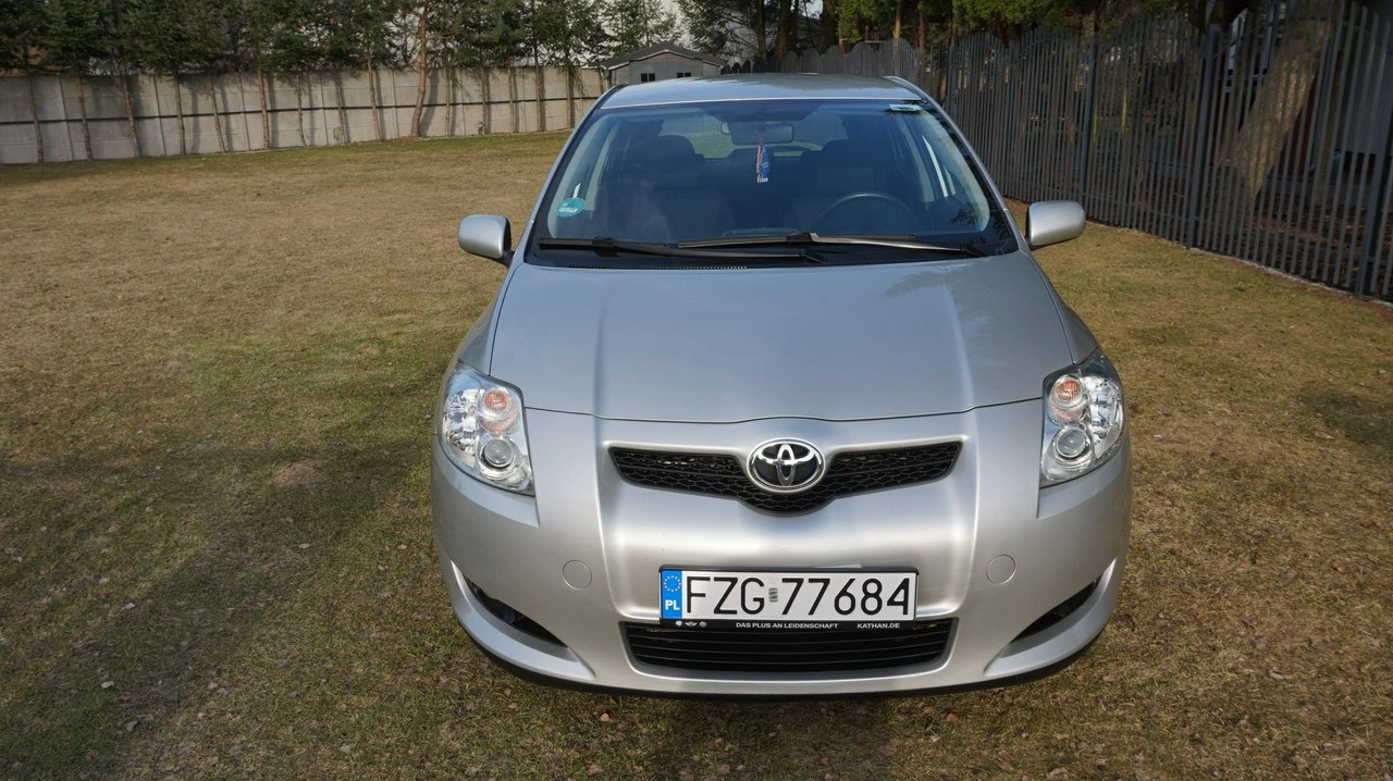 Toyota Auris - Zdjęcie 1