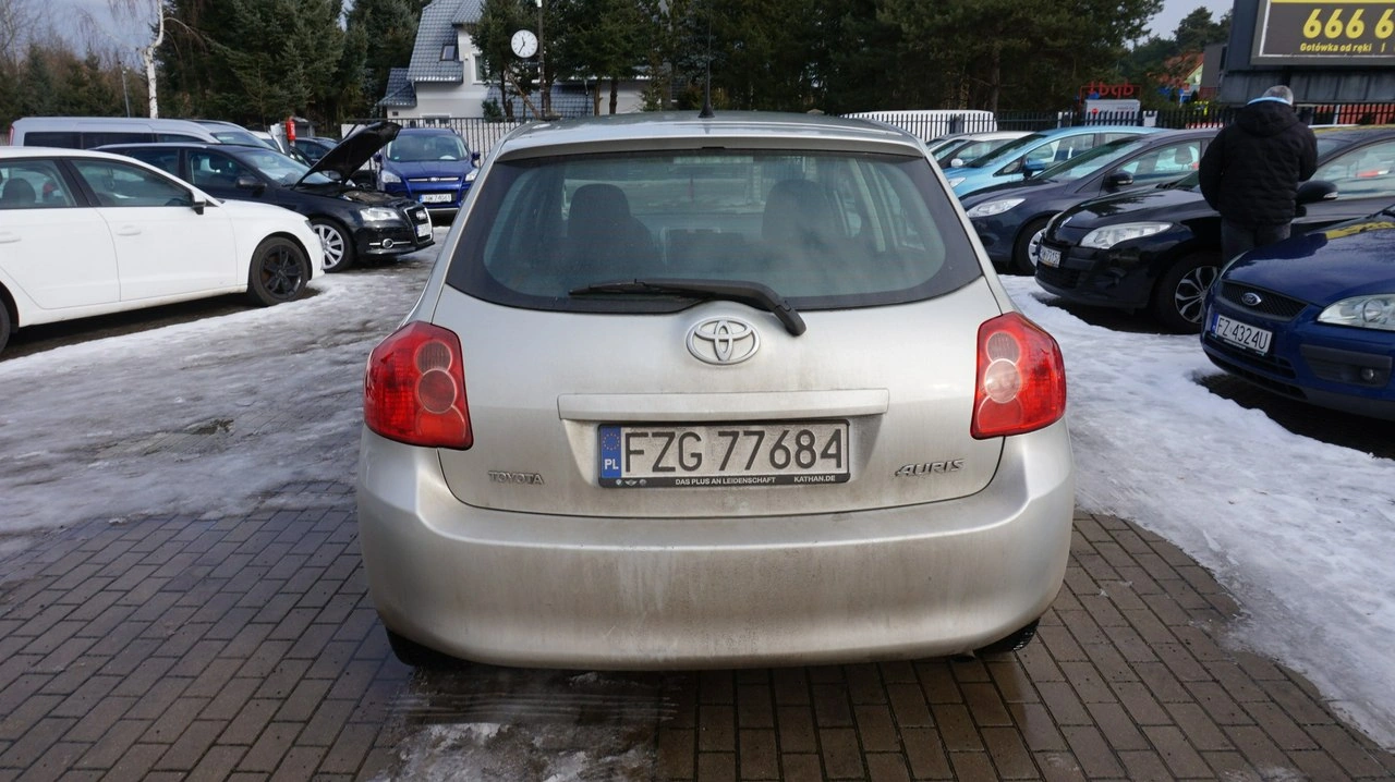Toyota Auris - Zdjęcie 5