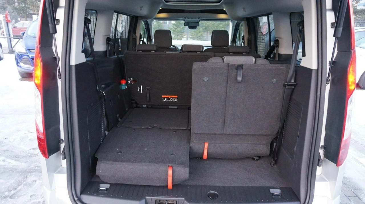 Ford Tourneo Connect - Zdjęcie 13