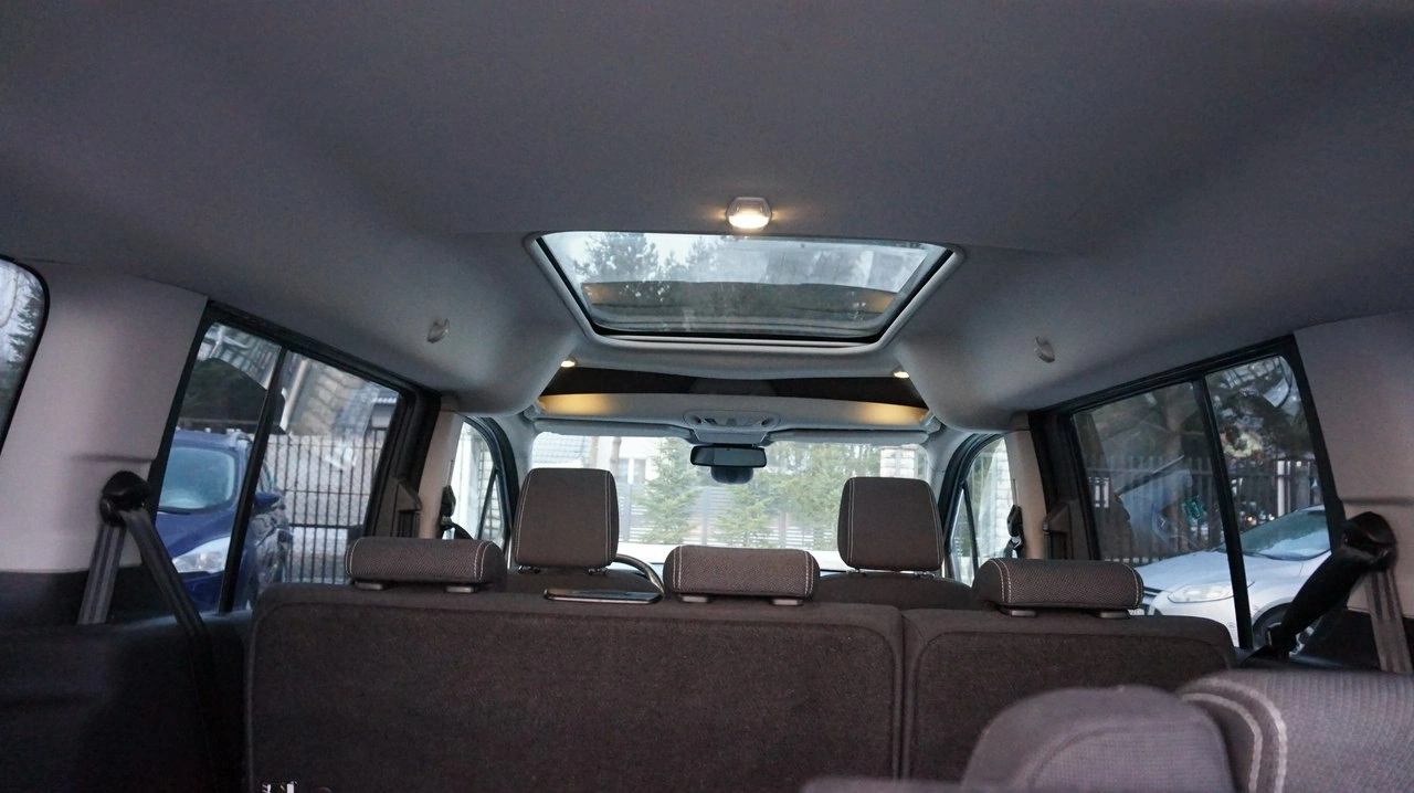 Ford Tourneo Connect - Zdjęcie 14