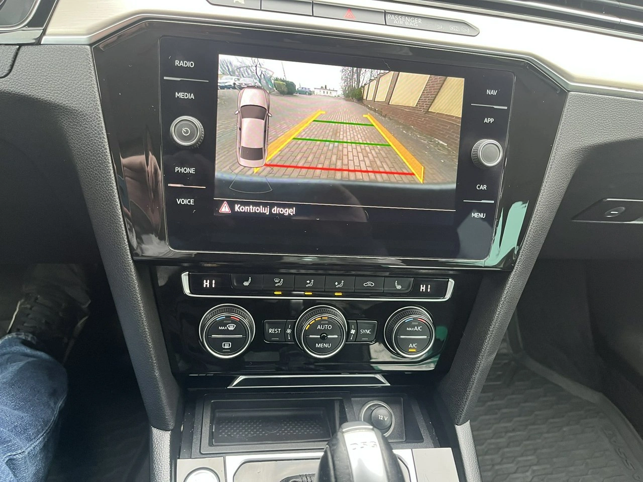 Volkswagen Passat - Zdjęcie 10