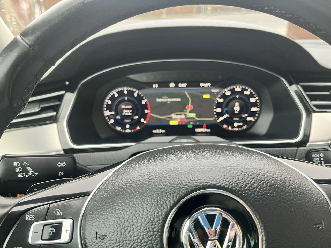 Volkswagen Passat - Zdjęcie 8
