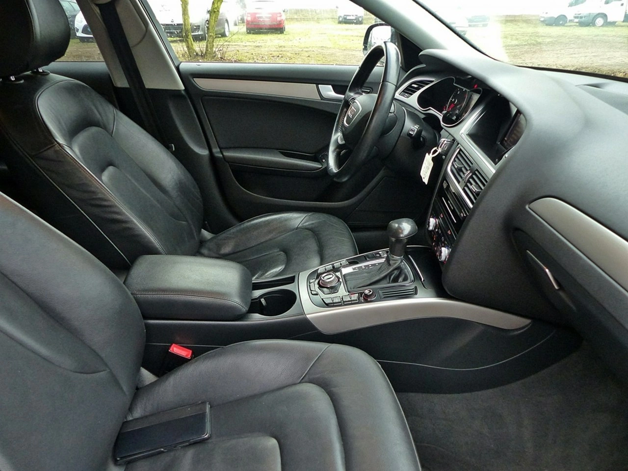 Audi A4 - Zdjęcie 23