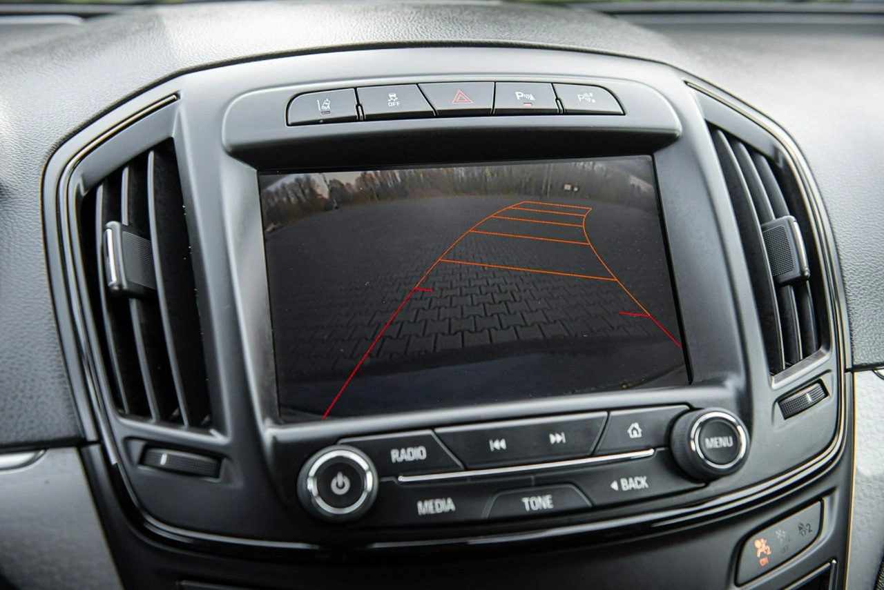 Opel Insignia - Zdjęcie 20