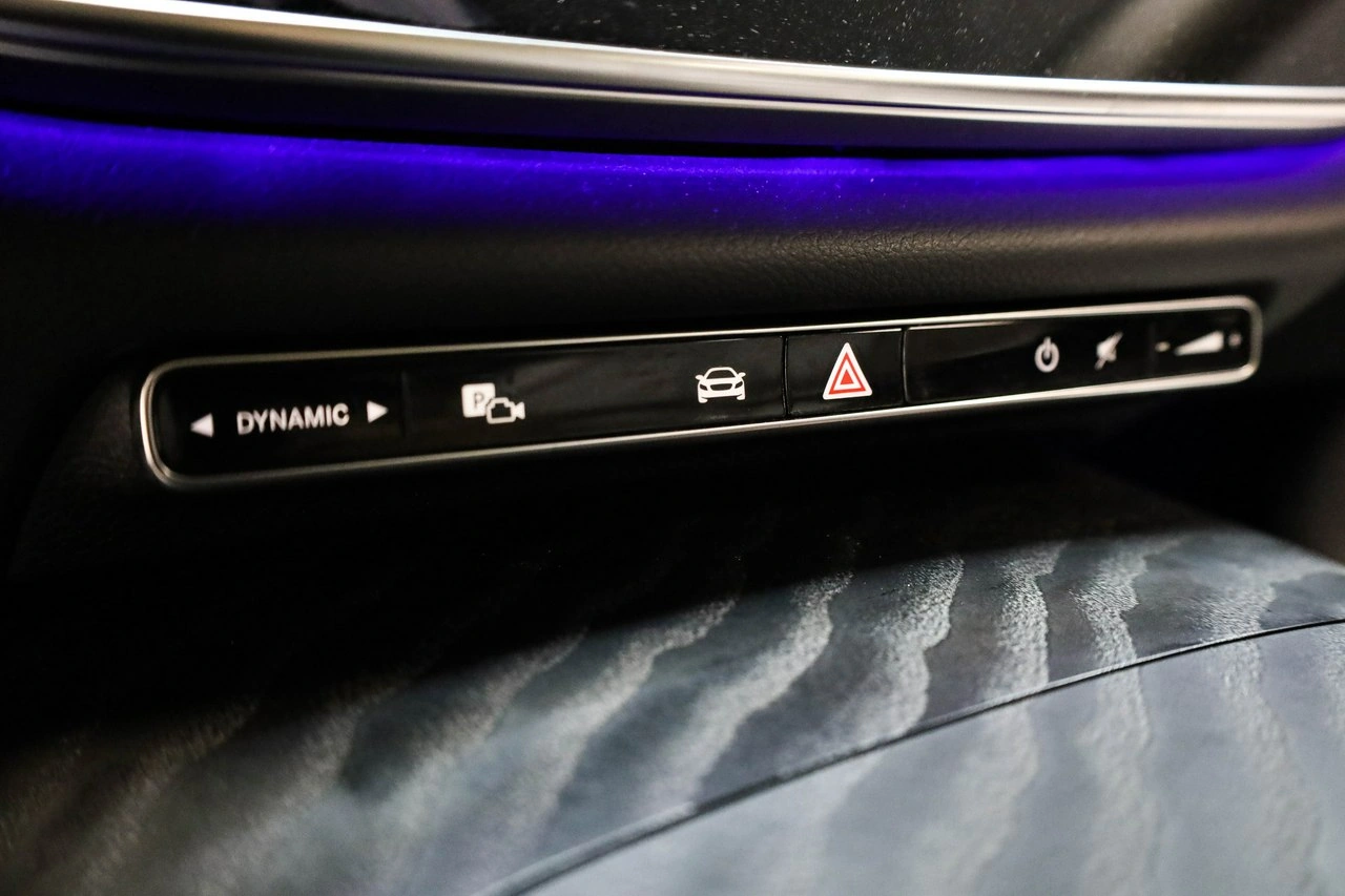 Mercedes E 200 - Zdjęcie 24