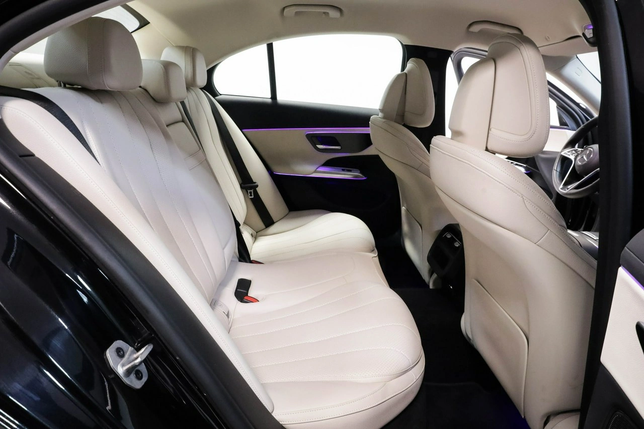 Mercedes E 200 - Zdjęcie 30