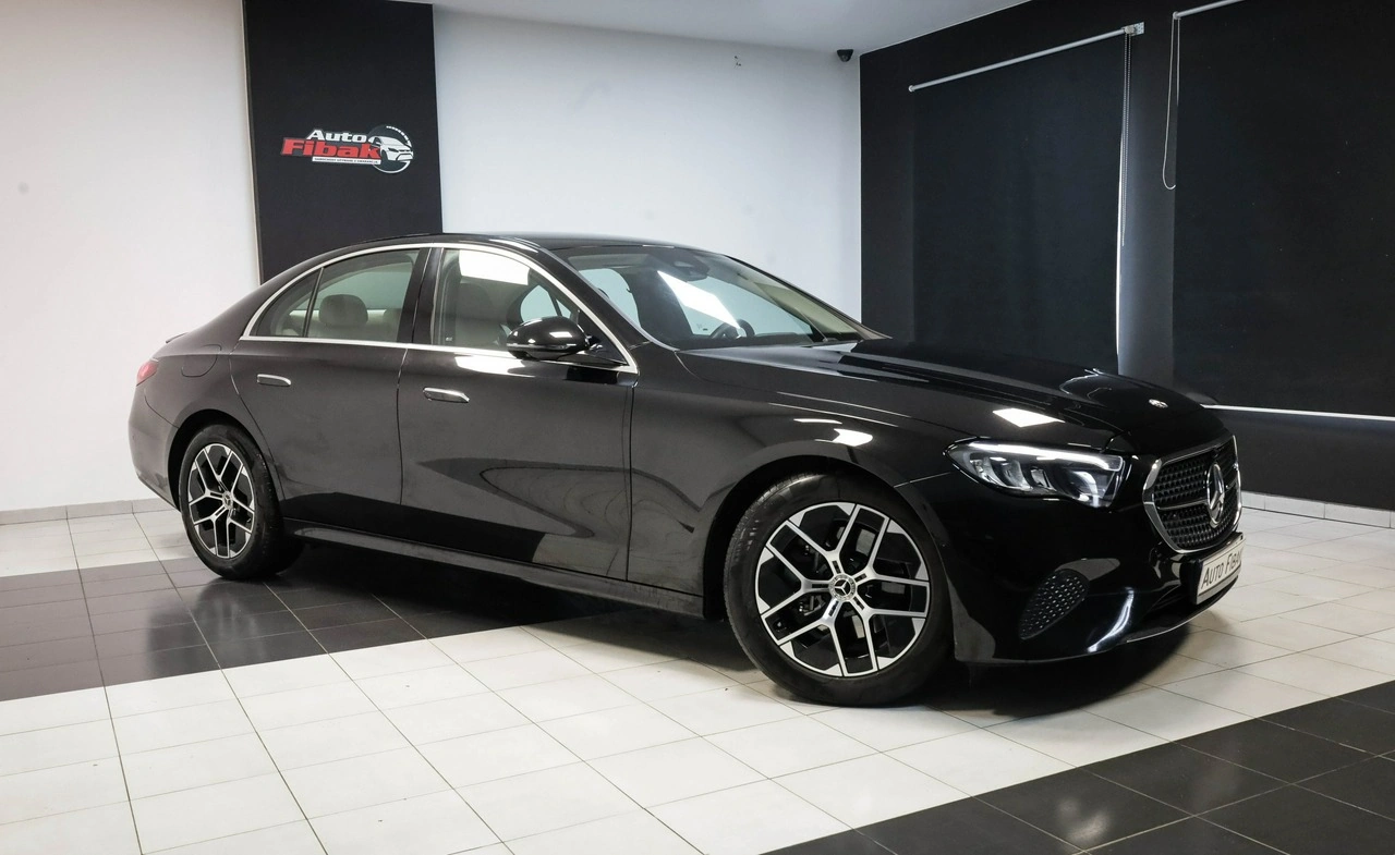 Mercedes E 200 - Zdjęcie 6