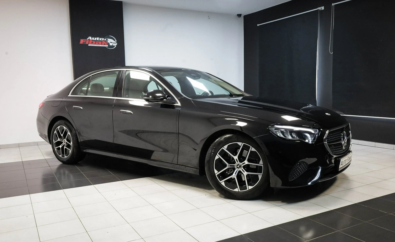 Mercedes E 200 - Zdjęcie 6