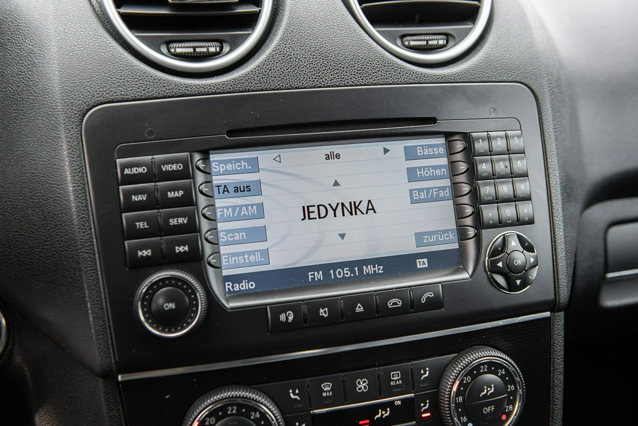 Mercedes ML 420 - Zdjęcie 19