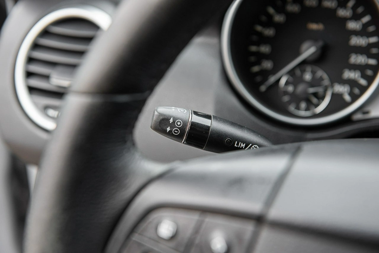 Mercedes ML 420 - Zdjęcie 25