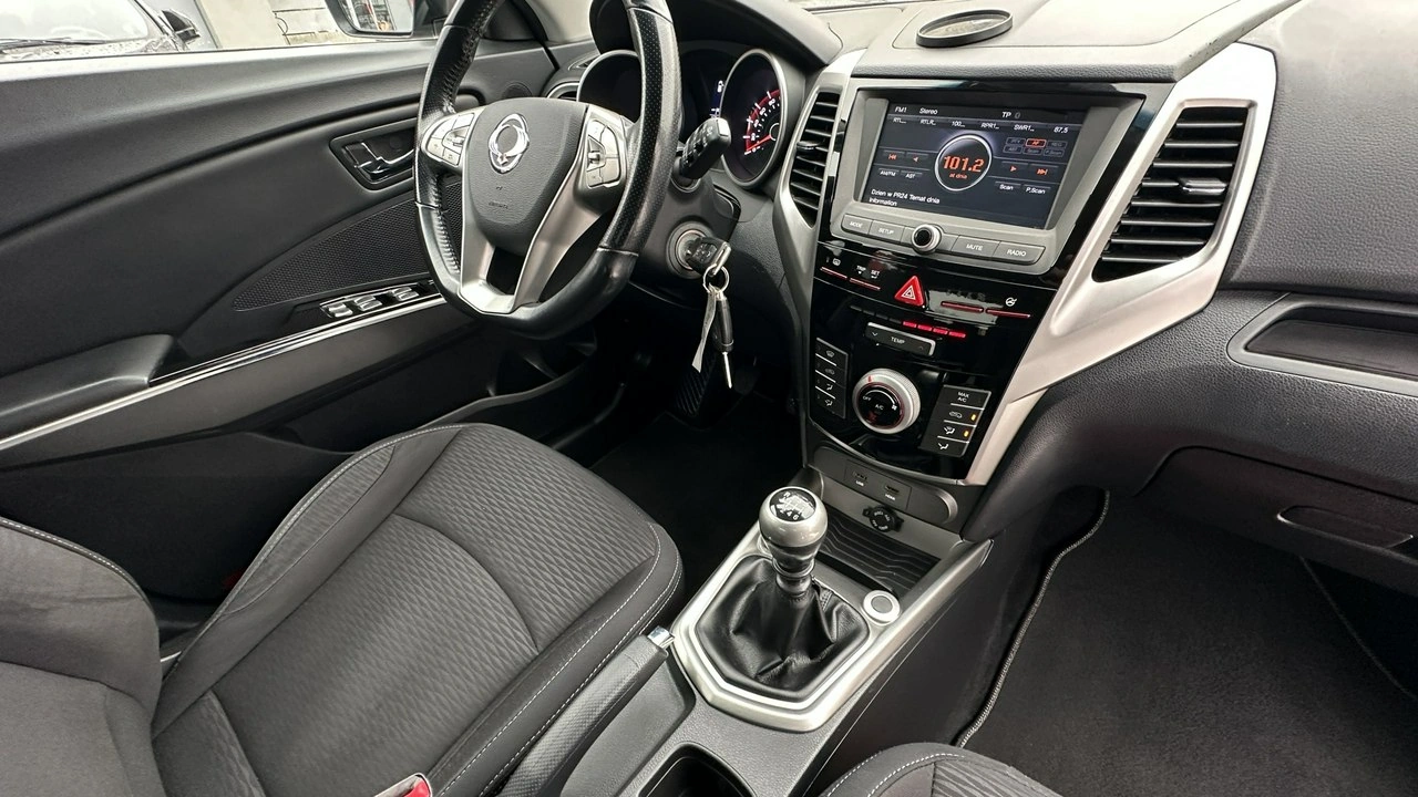 SsangYong Tivoli - Zdjęcie 21