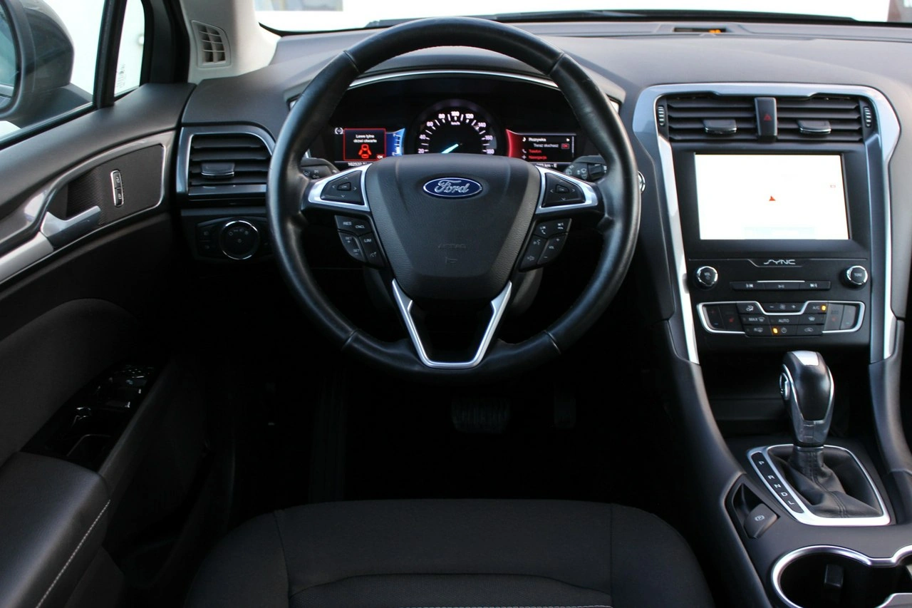 Ford Mondeo - Zdjęcie 11