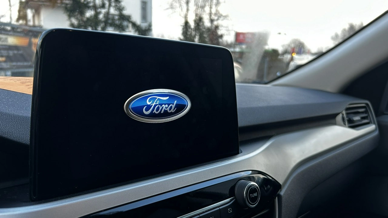 Ford Kuga - Zdjęcie 12