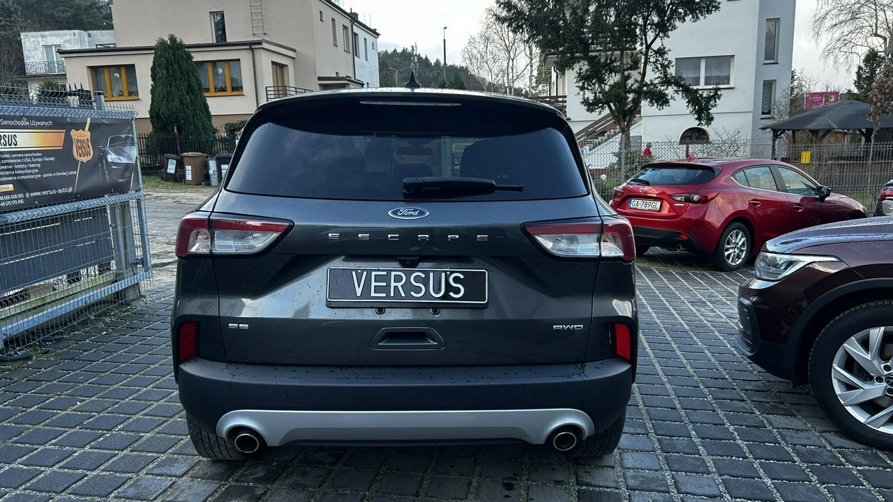 Ford Kuga - Zdjęcie 4