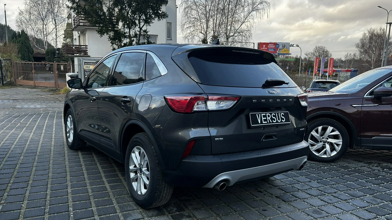 Ford Kuga - Zdjęcie 5