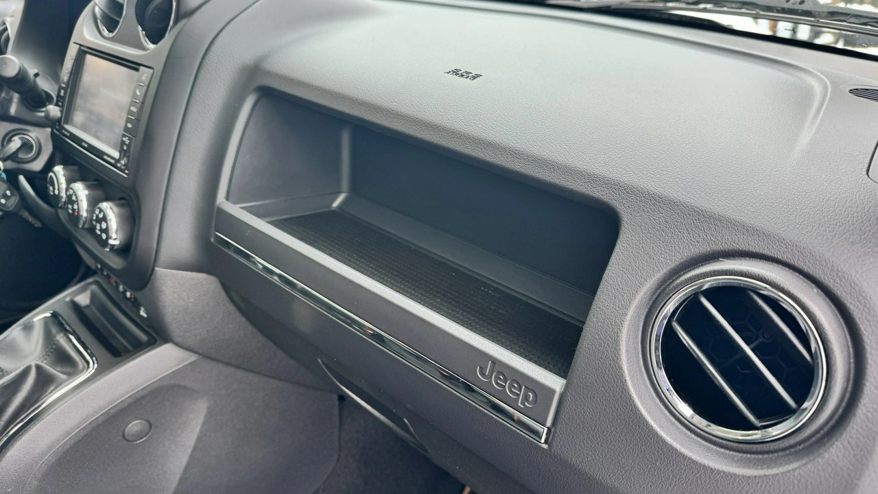 Jeep Compass - Zdjęcie 24