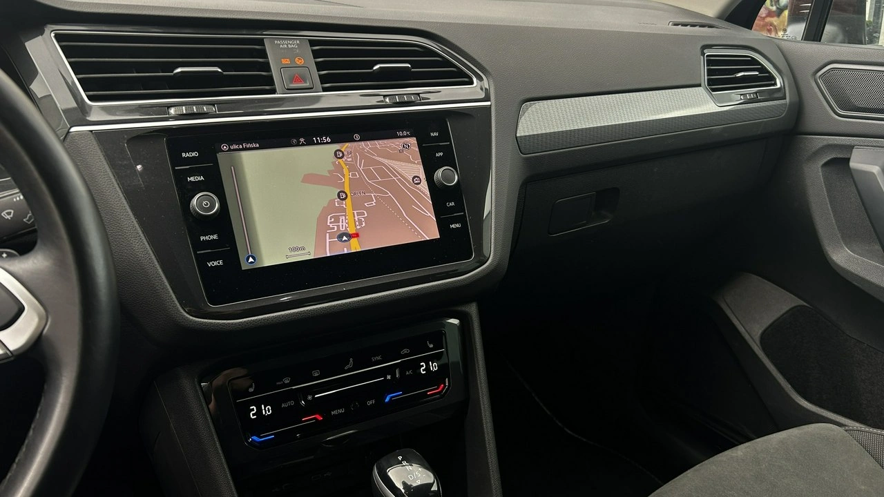 Volkswagen Tiguan - Zdjęcie 9