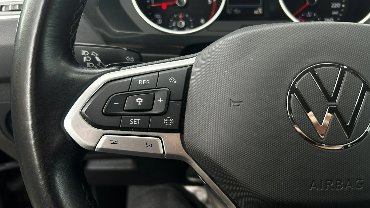 Volkswagen Tiguan - Zdjęcie 11