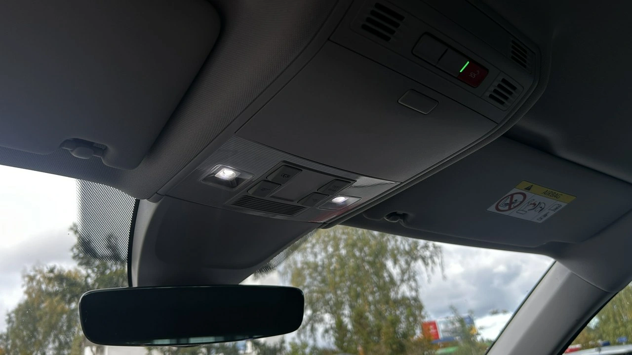 Volkswagen Tiguan - Zdjęcie 12