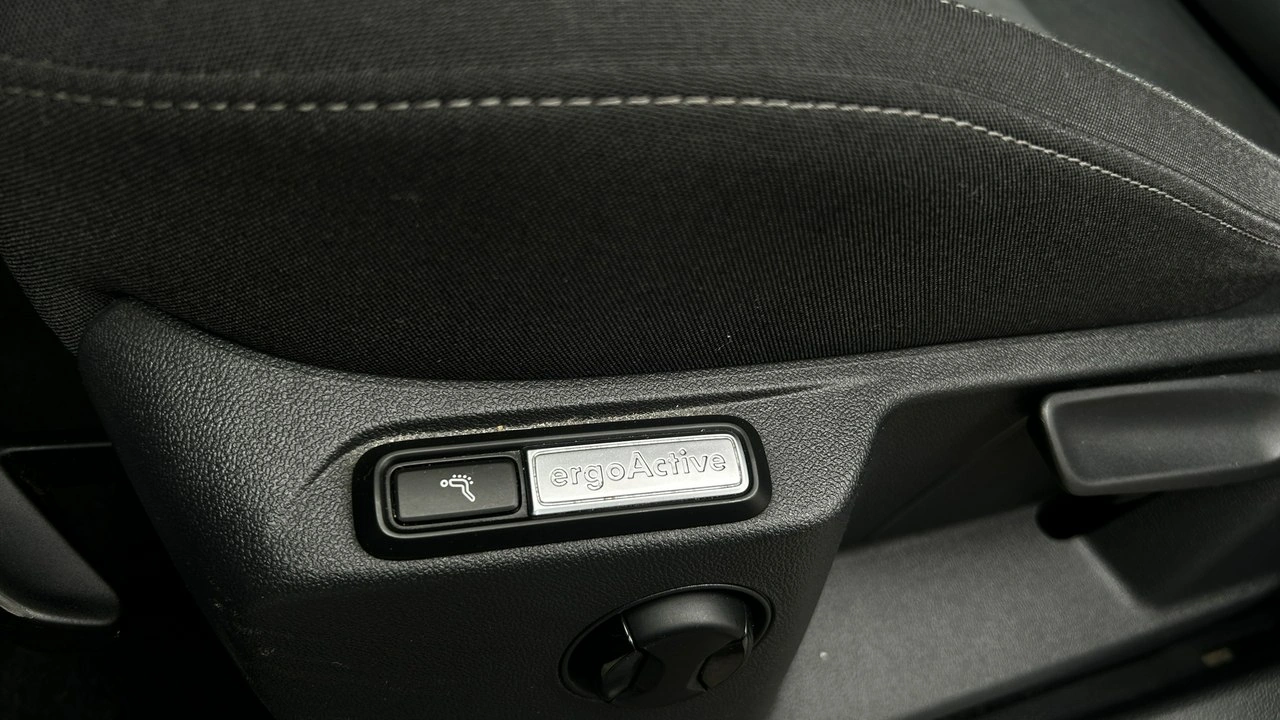 Volkswagen Tiguan - Zdjęcie 13