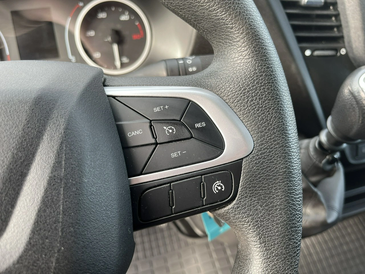 Iveco Daily - Zdjęcie 16