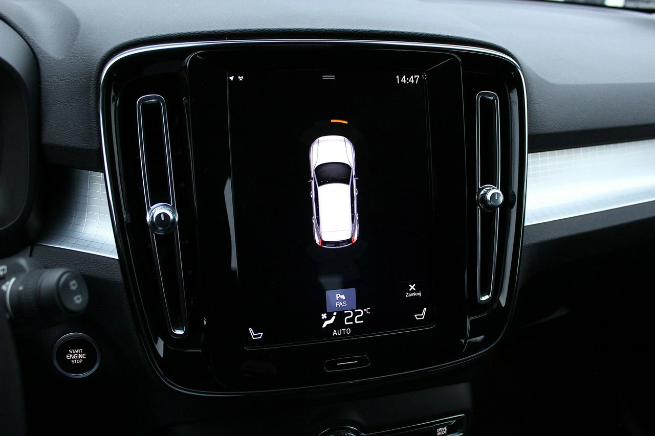 Volvo XC 40 - Zdjęcie 19