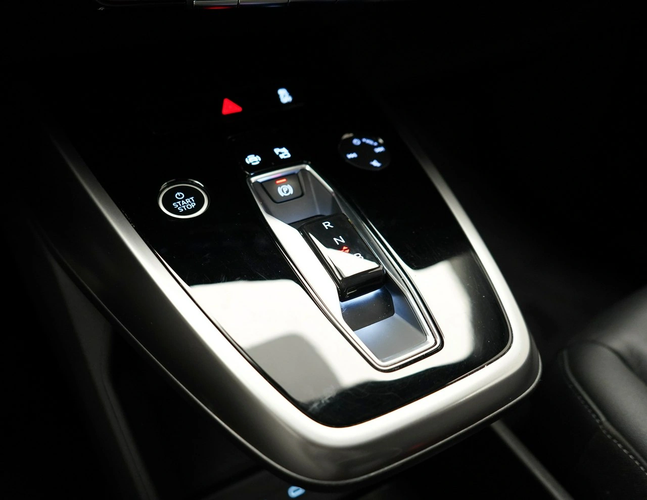 Audi Q4 - Zdjęcie 23