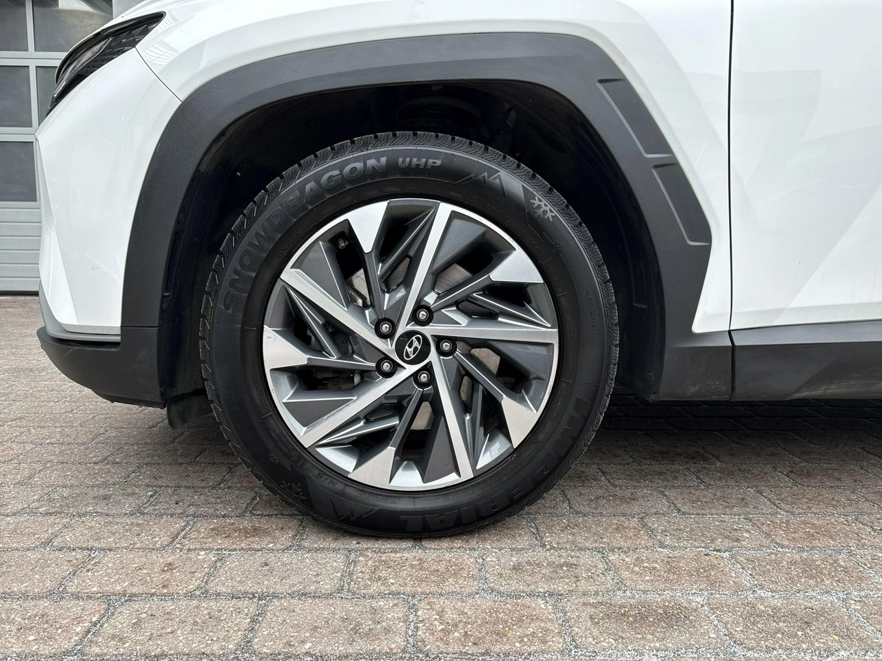 Hyundai Tucson - Zdjęcie 9