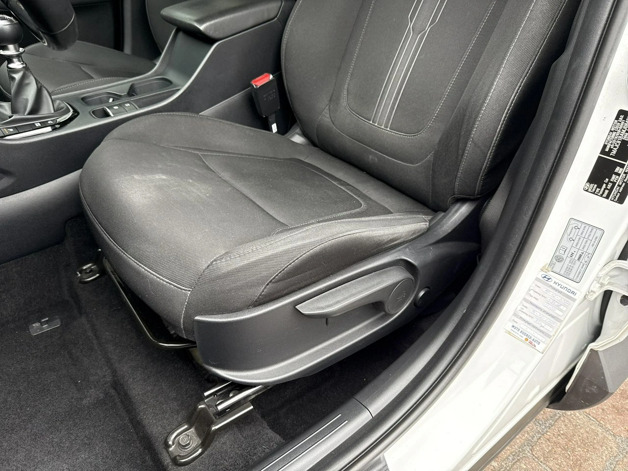 Hyundai Tucson - Zdjęcie 24