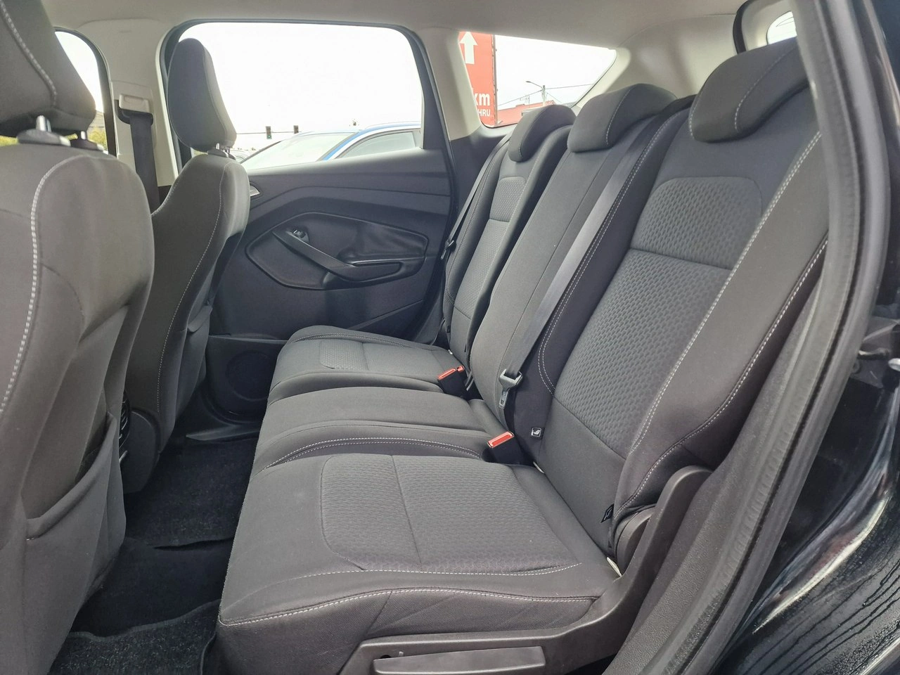 Ford Kuga - Zdjęcie 17