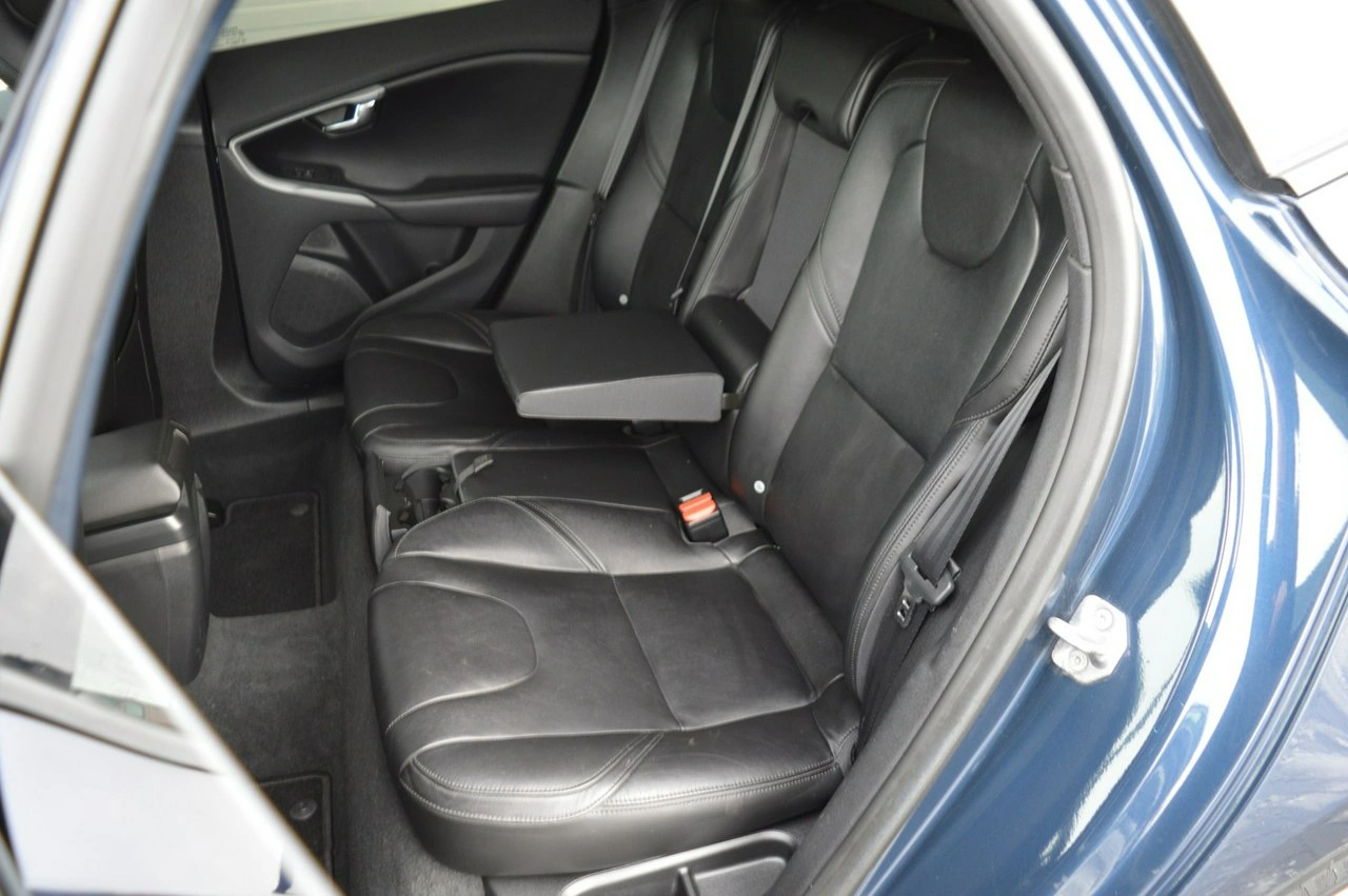 Volvo V40 - Zdjęcie 32