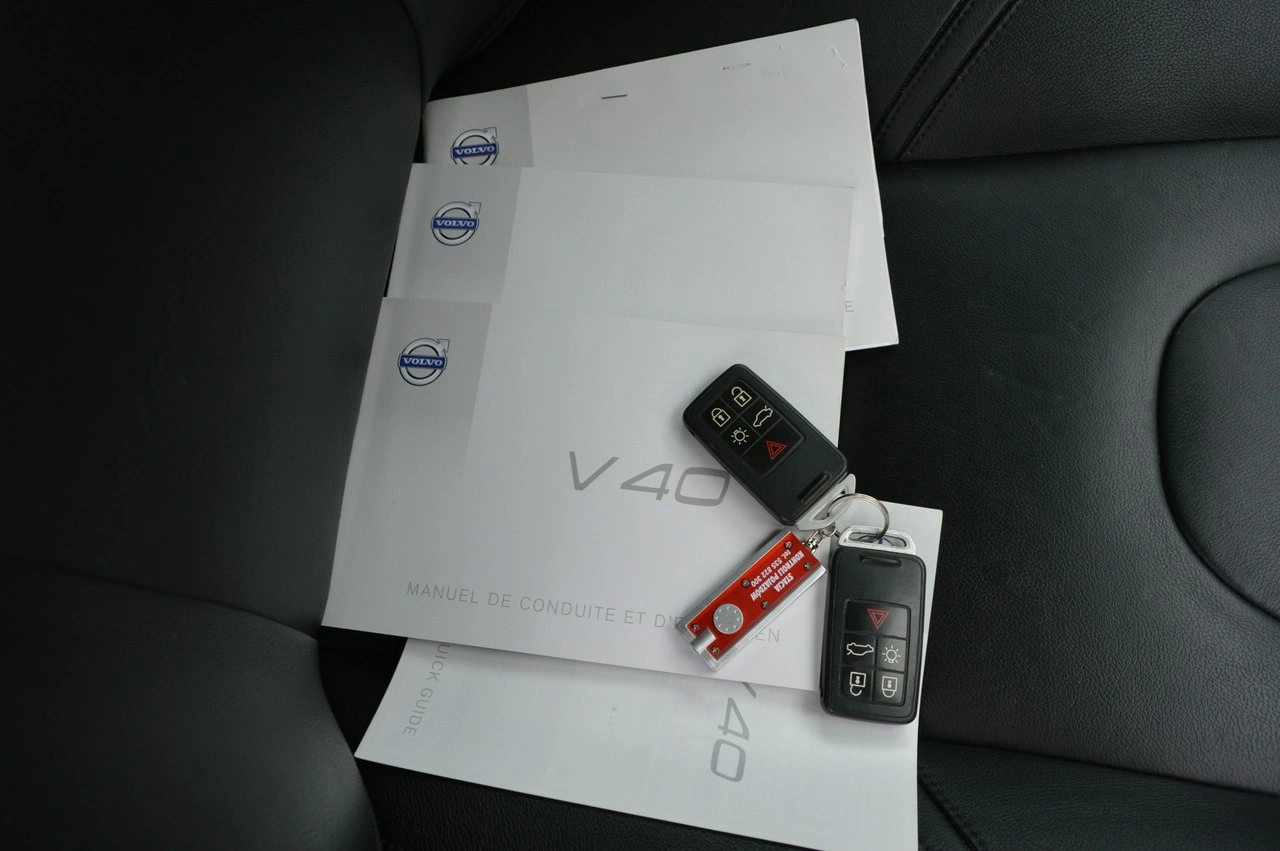 Volvo V40 - Zdjęcie 38