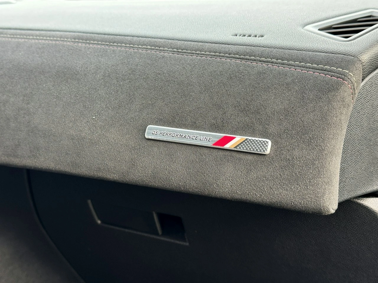 DS Automobiles DS 3 Crossback - Zdjęcie 29