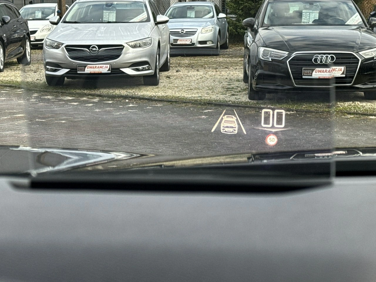 DS Automobiles DS 3 Crossback - Zdjęcie 32