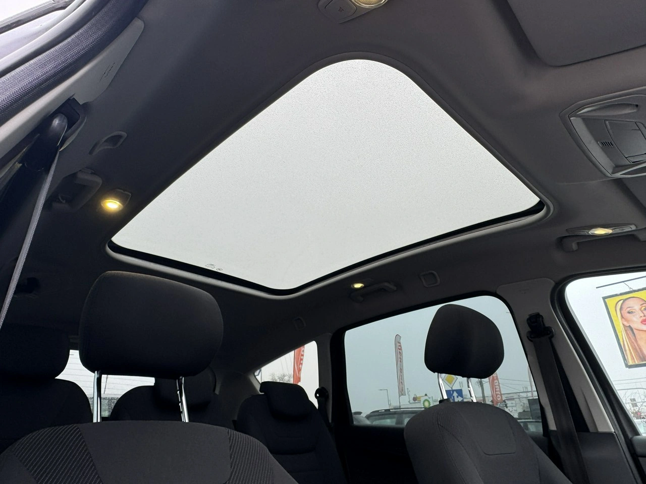 Ford S-Max - Zdjęcie 22