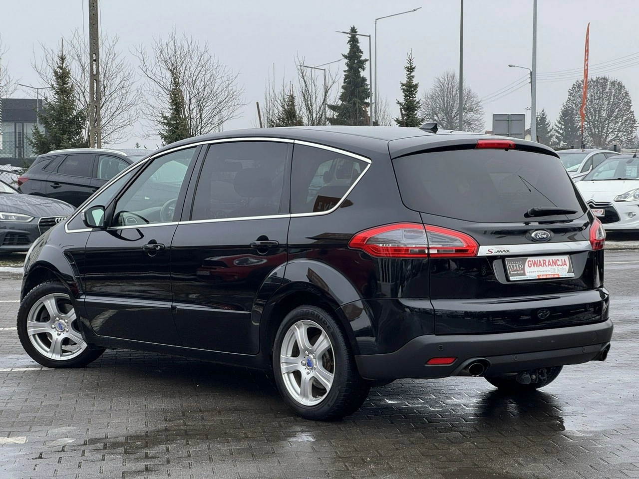 Ford S-Max - Zdjęcie 4