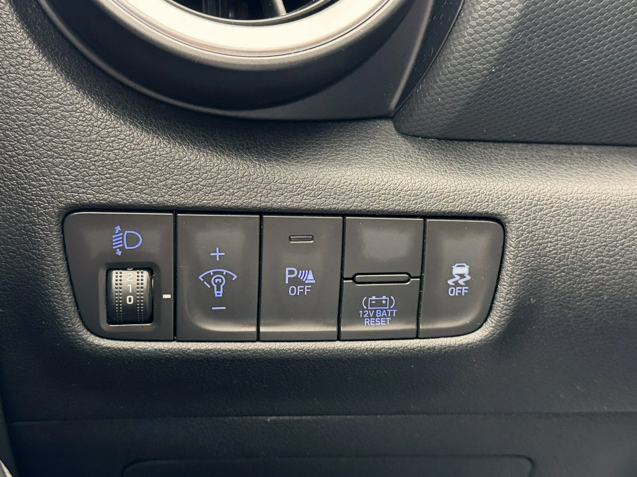 Hyundai Kona - Zdjęcie 30