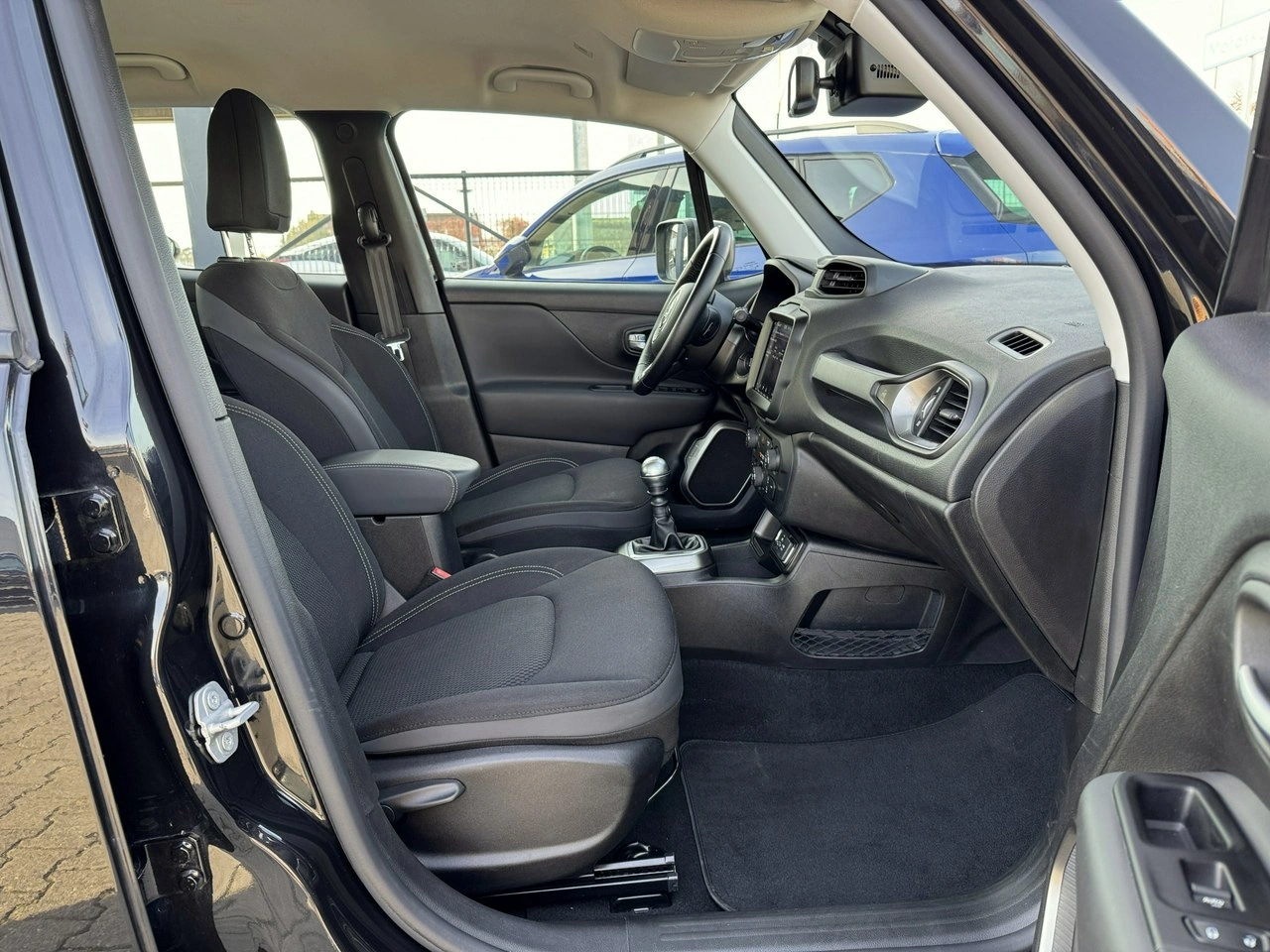 Jeep Renegade - Zdjęcie 17