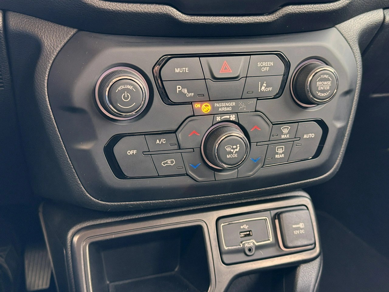 Jeep Renegade - Zdjęcie 18