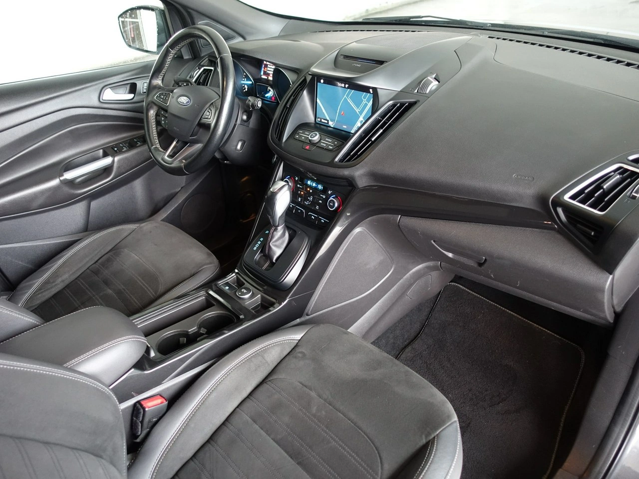 Ford Kuga - Zdjęcie 19