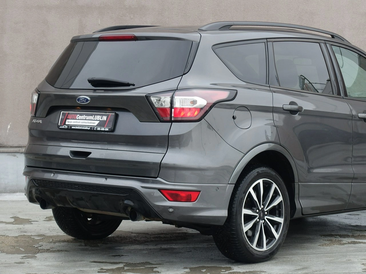 Ford Kuga - Zdjęcie 28