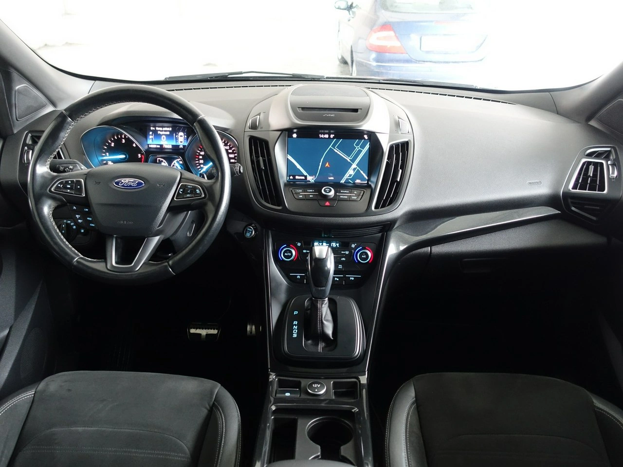 Ford Kuga - Zdjęcie 18