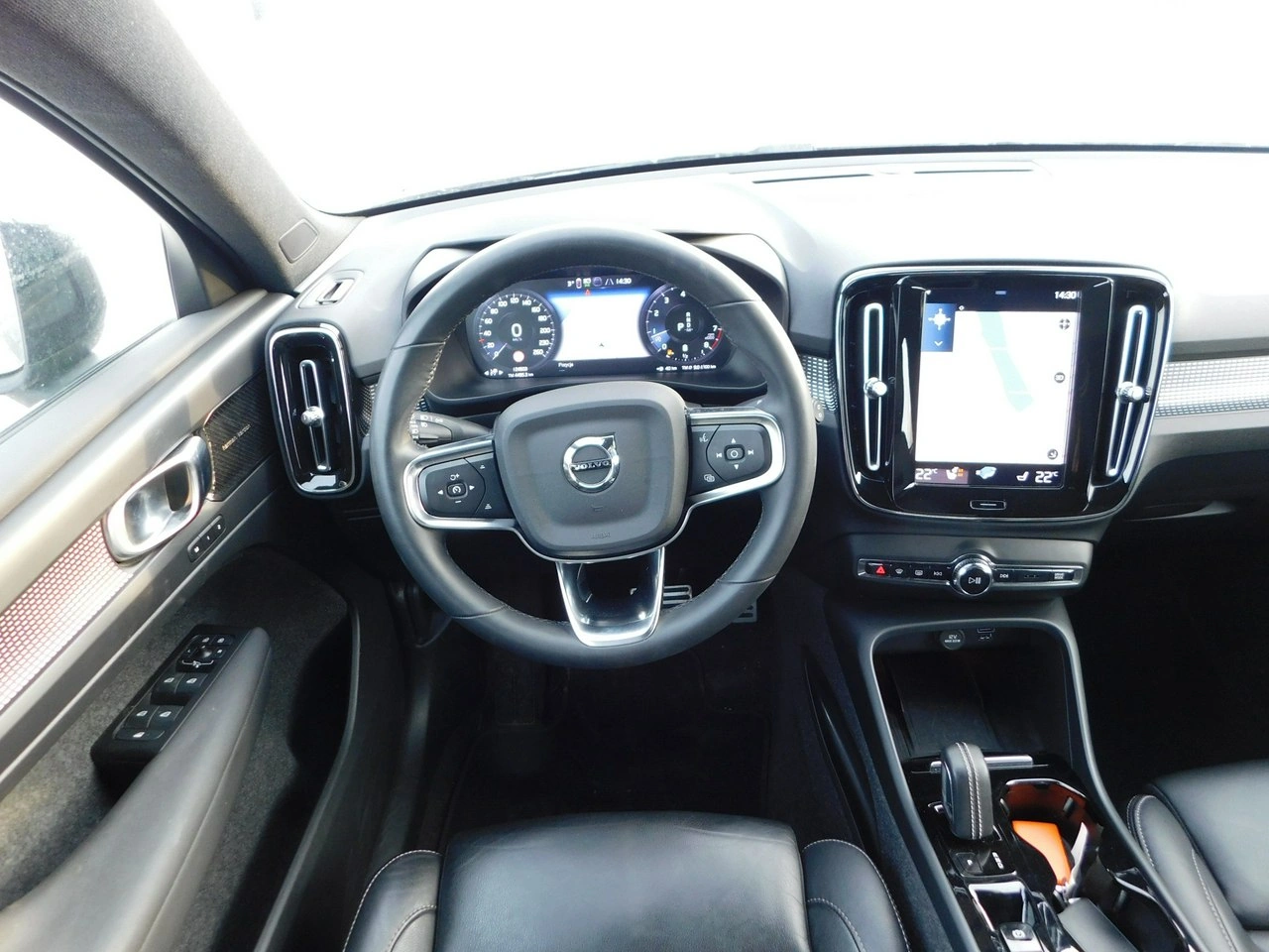 Volvo XC 40 - Zdjęcie 6