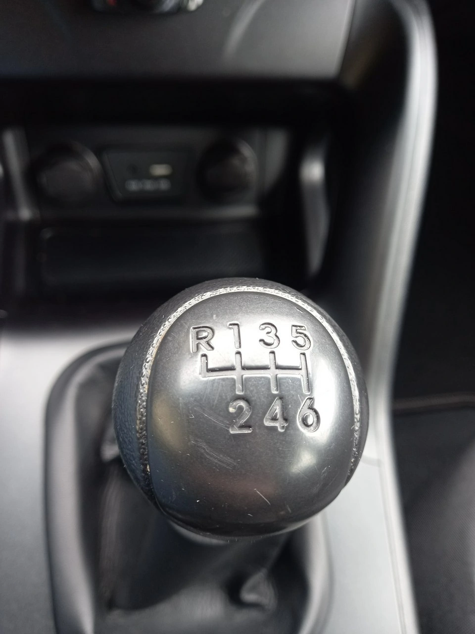 Hyundai ix35 - Zdjęcie 32