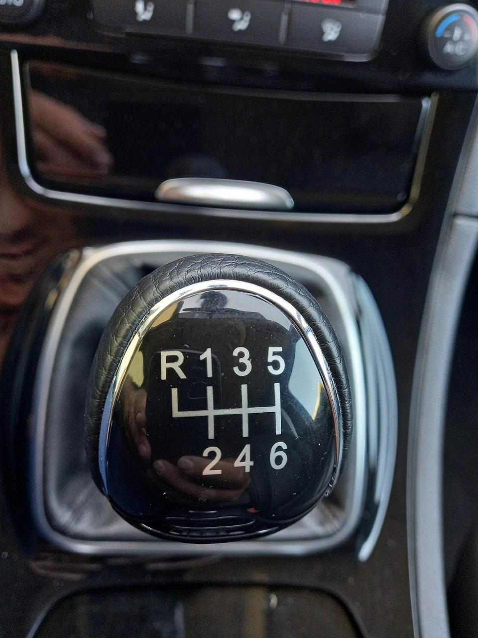 Ford S-Max - Zdjęcie 27