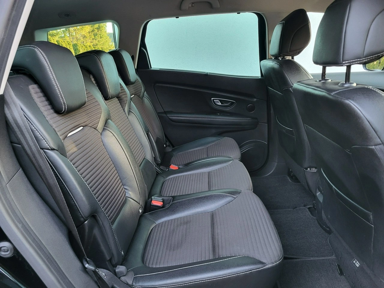 Renault Grand Scenic - Zdjęcie 10