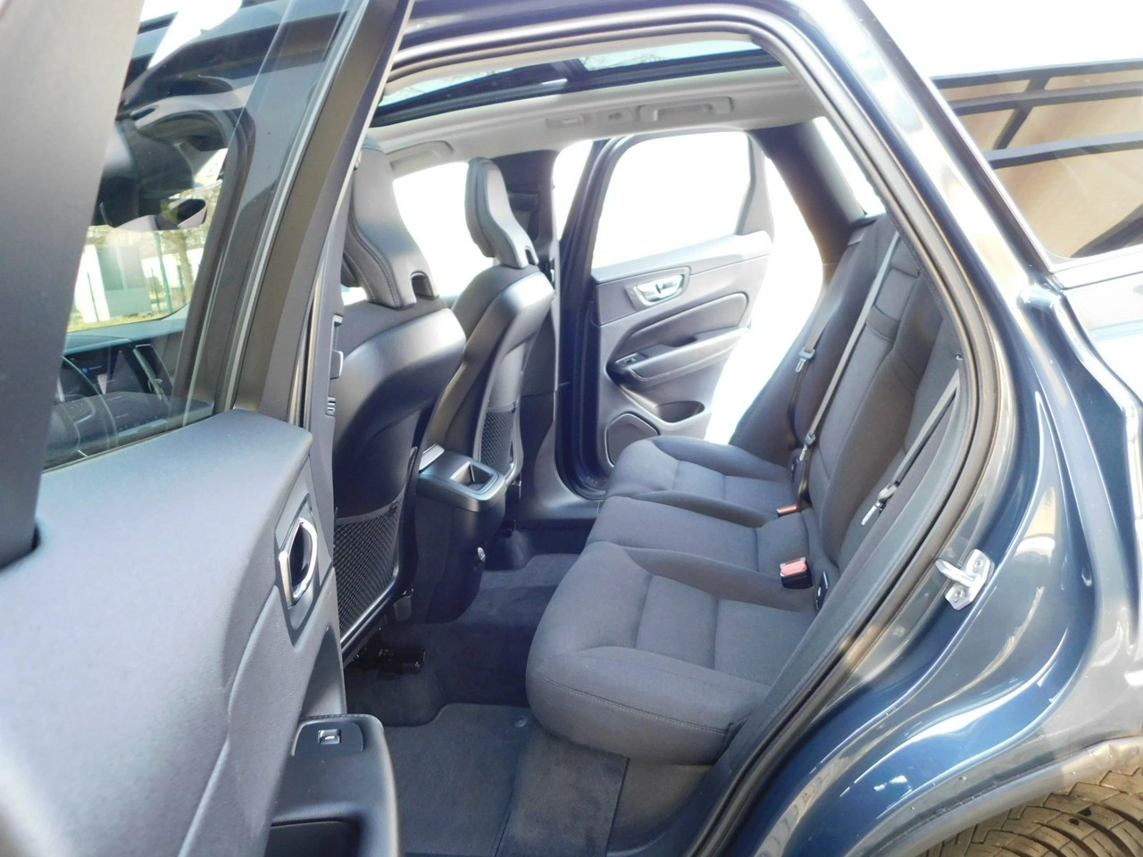 Volvo XC 60 - Zdjęcie 10