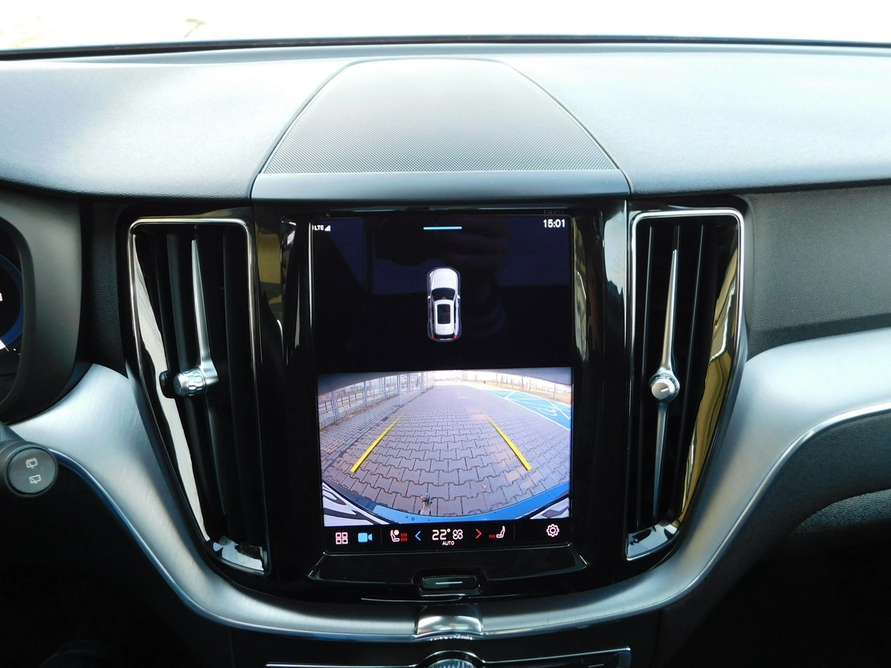Volvo XC 60 - Zdjęcie 15