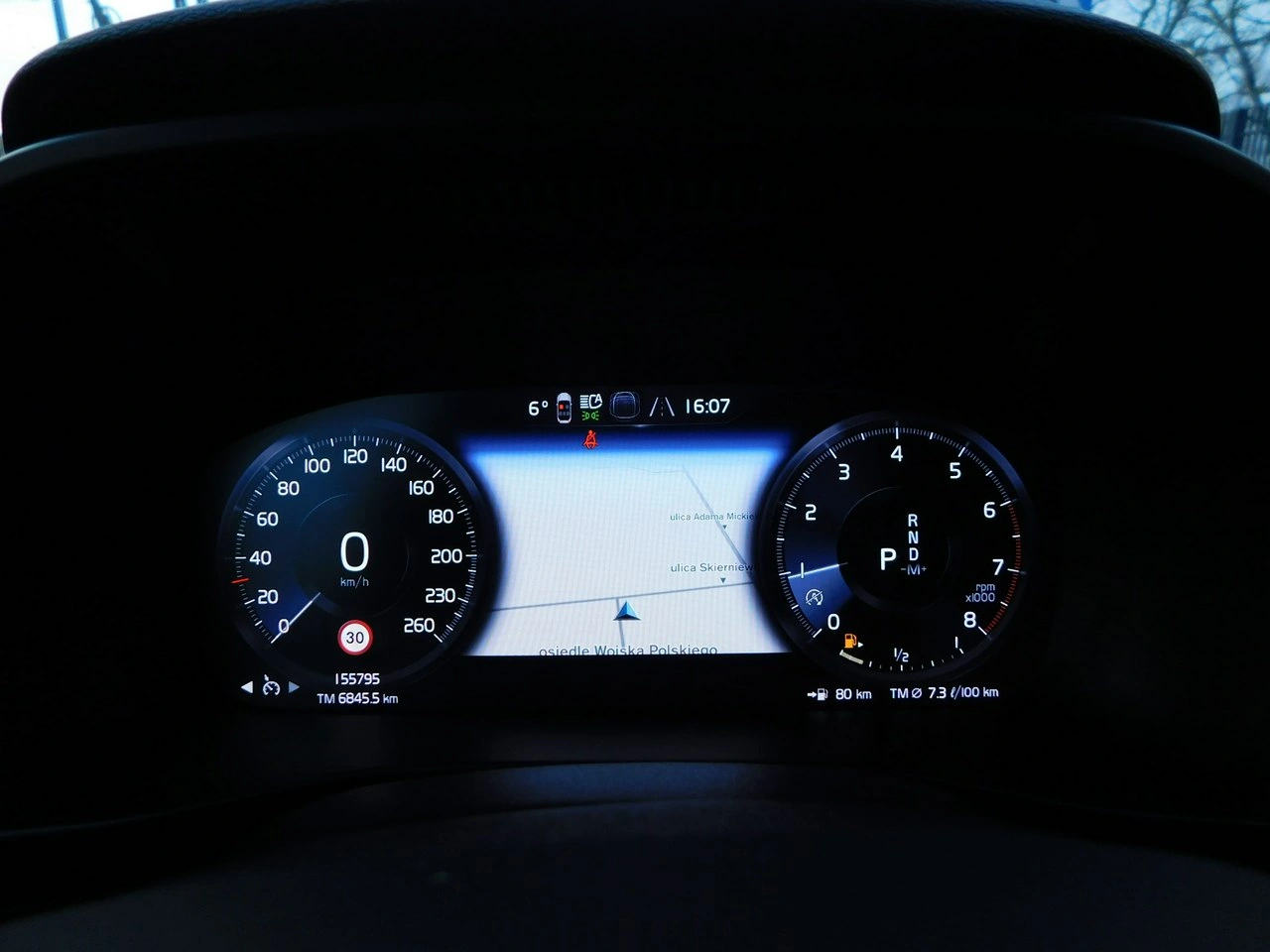 Volvo XC 40 - Zdjęcie 15